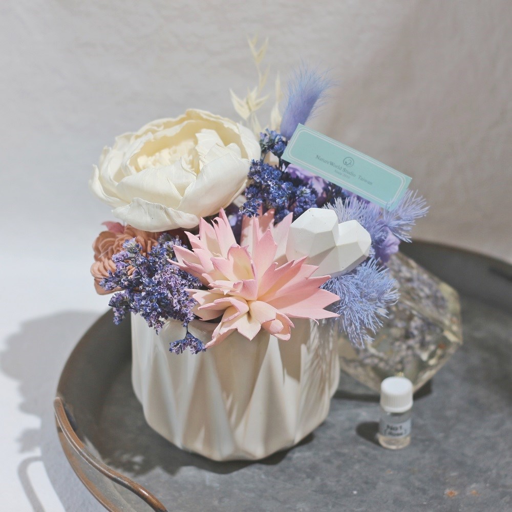 春神/索拉花擴香石桌花+1ml精油